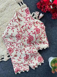 La mayoría sin esfuerzo indio puro Khadi elegante cómodo Premium listo para usar diseñador colección de blusas de algodón listas para usar decoradas - Product Image 2