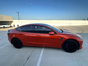 Tesla Model 3 Long Range 2024 d'occasion en excellent état, autonomie EPA de 310 milles, conduite à gauche, sièges en cuir (kilométrage 75 001-100 000 milles), écran tactile - Product Image 2