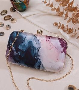 Bolso de Mano Estampado Hecho a Mano en India, Bolso de Noche de Diseñador para Mujer - Product Image 1