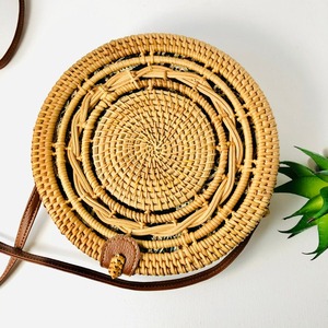 Nouvelle collection de sacs à main d'été rond en rotin élégant sac à main de plage pour les femmes avec sangle en cuir sacs de plein air - Product Image 3