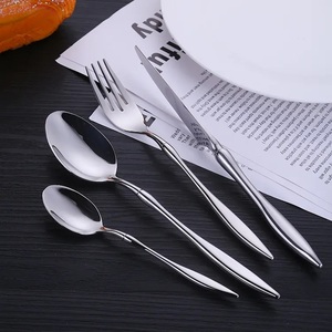 Juego de cubiertos de plata de lujo, vajilla de acero inoxidable con mango, juego de vajilla pulida mate para Hotel - Product Image 3