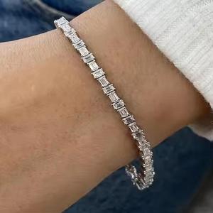 Bracelets de tennis en diamant de luxe de haute qualité 3mm 925 plaqué or blanc émeraude taille ovale Moissanite - Product Image 6