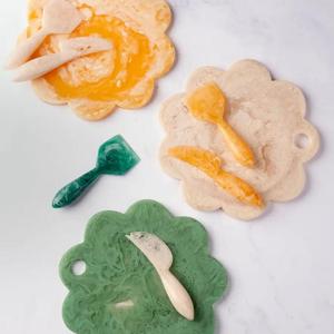 Planche à découper en résine de coquille Saint-Jacques de qualité supérieure, 9 à 12 pouces, écologique, élégante et fonctionnelle pour la viande, les légumes, le pain - Product Image 3