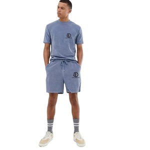 T-shirt surdimensionné délavé à l'acide 360 GSM personnalisé ensemble de shorts de survêtement unisexe délavés à l'acide ensemble de t-shirts et shorts - Product Image 1