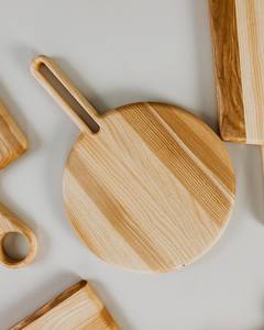Planche à servir en bois de frêne gravée au laser avec motif traditionnel, sans poignée, design personnalisé, OEM Vietnam - Product Image 5
