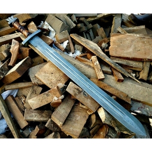 ดาบเหล็กดามัสกัสขนาดเล็กสำหรับการล่าสัตว์กลางแจ้งตั้งแคมป์ทำด้วยมือคุณภาพสูงด้ามจับไม้แบบถาวรสั่งทำได้ - Product Image 5