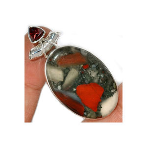 Colgante de plata granate hecho a mano, Gema Natural, joyería hecha a mano, ovalada - Product Image 1