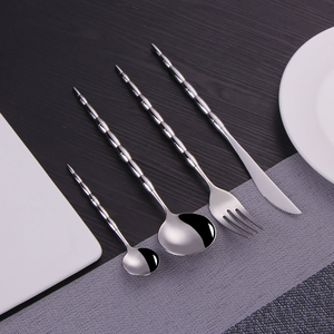 Ensemble de couverts en acier inoxydable de style moderne pour les fêtes - Comprend couteau, cuillère, fourchette avec polissage miroir - Product Image 6