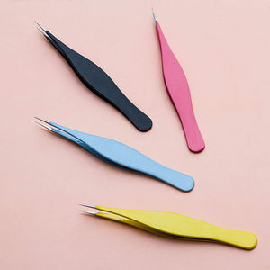 Pince à sourcils et à cils pointue en acier inoxydable de haute qualité pour l'épilation des poils incarnés - Product Image 3