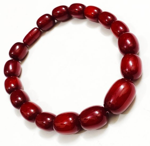 Bracelet de perles en résine durable en gros Bracelet à breloques en forme de boule Tendances de la mode Cadeau de fête parfait Bracelets de perles à la mode - Product Image 1