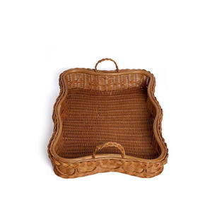 Boho-chic Rattan Butler Tray Mesas Conveniente bandeja de servicio de ratán con asas - Product Image 3