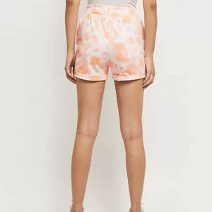 กางเกงขาสั้นผู้หญิงดีไซน์ล่าสุดขายออนไลน์ ขายส่ง สไตล์โดดเด่น ระบายอากาศได้ดี น้ำหนักเบา ผลิตในปากีสถาน - Product Image 2