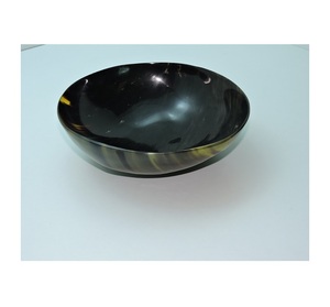 Bol de service en corne noire fini, design minimaliste, corne durable, bol à tartiner, aspect antique, fait à la main, bol décoratif en corne - Product Image 1