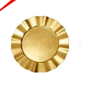 Assiette de présentation design au look moderne et au fini doré pour servir les aliments - Product Image 1