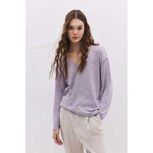 Blusa de Manga Larga con Cuello en V - Product Image 1