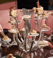 Support de service de luxe en aluminium, design pieuvre, moulé à la main, centre de table marin, 6 à 8 bras porte-plats, finition argent brossé, pour le Ramadan et les mariages