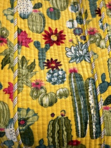 Meilleures ventes pour femmes grande taille matelassé Veet Tote Beach Bag Floral Printed Multi-Purpose Tote avec doublure en coton pour le voyage - Product Image 5