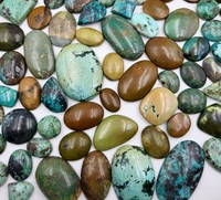 Vente en gros de cabochons en turquoise tibétaine de haute qualité, pierres précieuses naturelles pour la fabrication de bijoux en provenance du Tibet