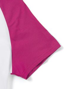 Camiseta desgastada con gráfico de dedo de calavera para mujer, Tops cortos de manga corta rasgados compuestos de 95% algodón y 5% Elastano - Product Image 4