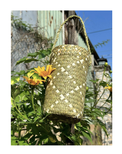 Porte-gobelet de table conçu pour une pose facile, adapté à l'utilisation dans les cafés et restaurants - Product Image 1