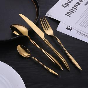 Juego de cubertería y tenedor de latón de la mejor calidad, diseño personal con mango y tenedor con cubiertos chapados en oro - Product Image 3