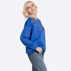 Sudadera Extra Grande para Mujer Hecha de Tela 100% Algodón de Primera Calidad que Garantiza un Ajuste Holgado y Estilo Casual de Invierno con Logotipo Frontal - Product Image 3