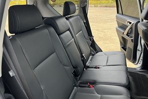 รถมือสอง LHD/RHD ปี 2014 LE X US GX 460 - Product Image 2