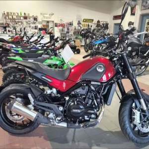 Motocicleta Deportiva Benelli Leoncino en Venta - Product Image 2