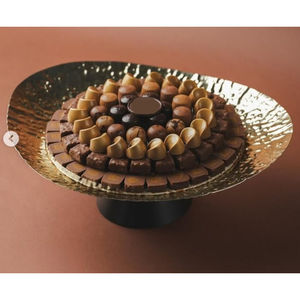 Bol en laiton martelé de la meilleure qualité Desserts au chocolat Affichage Bonbons Bol de service pour des occasions spéciales ou des célébrations - Product Image 2