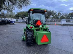 Tracteur/chargeur John Deere 3039R avec cabine, moteur diesel Yanmar 39 CV, compatible avec pelle rétrocaveuse et grappin, meilleur prix agricole. - Product Image 2