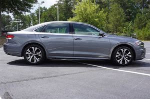 Offre exceptionnelle : Volkswagen Passat 2.0T SE FWD d'occasion 2022 - Product Image 3