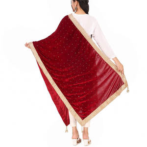 Chal de terciopelo de Color puro para mujer, chal de tela suave de doble uso para actividades de reunión anual, chal de Color rojo - Product Image 4