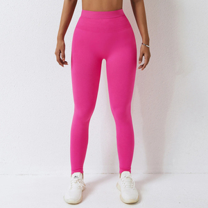 Pantalones de Yoga de cintura alta para mujer, mallas fruncidas sin costuras con logotipo personalizado, con tela suave y patrón sólido - Product Image 6