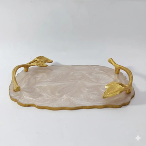 Plateau de service moderne en résine écologique multifonctionnel fait main de qualité supérieure avec poignées en métal doré pour la maison, l'hôtel, les mariages et les événements - Product Image 3