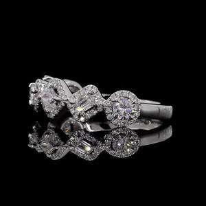 แหวนหมั้นเพชรขนาด0.91กะรัตรูปทรง VVS-VS ชัดเจนสี E-F 14K เครื่องประดับผ่านการรับรองด้านจริยธรรมสีทองคำขาว - Product Image 4