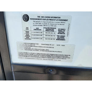 Caravane de voyage confortable pour 6 personnes, modèle 2020 Grand Design Reflection 297RSTS, en aluminium noir - Product Image 5