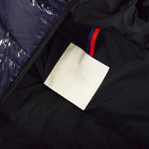 Venta al por mayor cálido a prueba de viento chaleco sin mangas abajo chaquetas de alta calidad de los hombres Puffer chaleco nuevo de alta calidad - Product Image 5