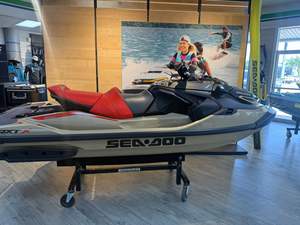 2025 Sea-Doo RXT-X 325 + Tech Package à vendre - Product Image 3