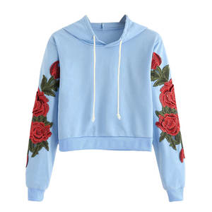 2025 nouveauté Logo personnalisé brodé respirant 100% coton biologique à capuche court pour les femmes avec fermeture à glissière conception bouffée impression - Product Image 1