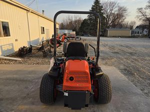 Tondeuse autoportée Kubota ZD1211 en stock, livraison rapide, meilleur prix, vente en gros disponible - Product Image 4