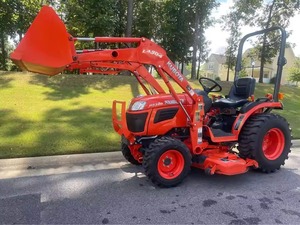 รถตักล้อยาง Kubota B2320 มือสอง 23 แรงม้า เครื่องยนต์ดีเซล พร้อมหัวตักด้านหน้า อุปกรณ์ก่อสร้างสำหรับฟาร์ม รถแทรกเตอร์ Kubota ขาย - Product Image 1