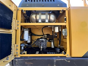 Excavadora de orugas Volvo EC250EL 2015 bastante usada bien mantenida a la venta con envío a todo el mundo - Product Image 4