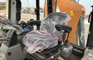 2024 pour chargeuse-pelleteuse Case 570SV 4x4 avec moteur central et composants de pompe - Product Image 5