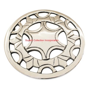 Salvamanteles decorativo de Metal de aluminio de la más alta calidad para ollas y sartenes calientes, alfombrilla protectora de mesa resistente al calor a un precio asequible - Product Image 1