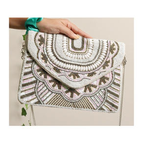 Bolso de mano de noche de lujo para mujer hecho a mano, bolso de mensajero con estampado de leopardo bohemio personalizado, hecho a mano en la India - Product Image 4