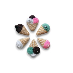 Broche de cristal bordado a mano con cuentas de alambre de lingotes, broche de moda para fiesta, regalo de boda, helado de cobre inspirado - Product Image 6