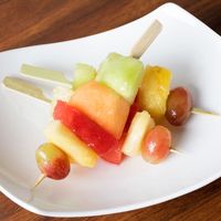 Meilleure vente brochette de bambou brochettes de kabob 100% brochette de barbecue en bambou naturel rond/plat/noeud bâton de bambou