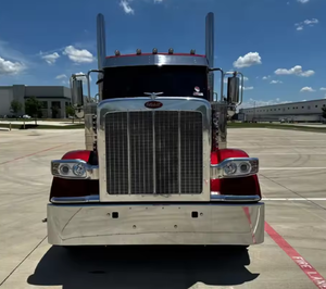 Camion semi-cabine d'occasion PETERBILTS 589, très propre, 2024 2023, camion cabine couchante abordable 589 - Product Image 2