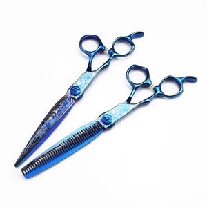 Ciseaux de coiffeur avancés en acier inoxydable de haute qualité, lames de précision pour la netteté et la longévité, poignée ergonomique - Product Image 3