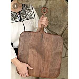 Tabla de cortar de madera multiusos adecuada para cortar pan, cortar frutas, verduras y como un plato atractivo para servir - Product Image 3